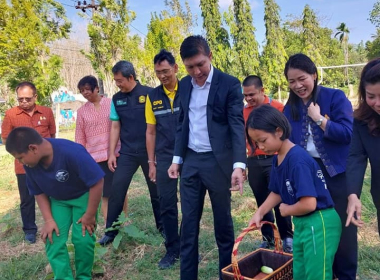 พิธีเปิดการอบรมหลักสูตรการอบรมเชิงปฏิบัติการเพื่อเสริมสร้างความรู้และพัฒนาทักษะในการทําการเกษตร ภายใต้ โครงการขยายผลเกษตรเพื่ออาหารกลางวัน ตามแนวพระราชดําริ ... พารามิเตอร์รูปภาพ 21