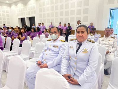 พิธีเจริญ พระพุทธมนต์และทำบุญตักบาตร ถวายพระราชกุศล ... พารามิเตอร์รูปภาพ 1