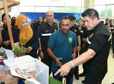 ร้อยเอก ธรรมนัส พรหมเผ่า ... พารามิเตอร์รูปภาพ 50