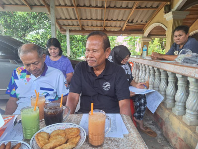 ประชุมคณะกรรมการดำเนินการสหกรณ์กองทุนสวนยางร่วมใจ ต.บ้านนา ... พารามิเตอร์รูปภาพ 1