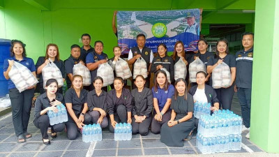 สำนักงานสหกรณ์จังหวัดตรังจัดทำโรงครัวกรมส่งเสริมสหกรณ์แจกข้าวกล่องและน้ำดื่ม จำนวน 550 ชุด เพื่อแจกจ่ายแก่สมาชิกสหกรณ์การเกษตรเมืองตรัง จำกัด ... พารามิเตอร์รูปภาพ 1