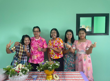 ดพิธีสรงน้ำพระและรดน้ำขอพรผู้ใหญ่ร่วมสืบสานสงกรานต์วิถีไทย ... พารามิเตอร์รูปภาพ 7