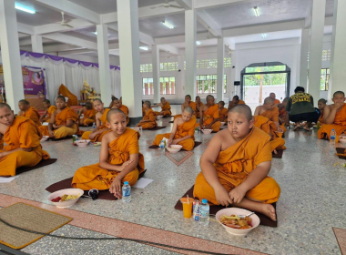 พิธีถวายภัตตาหารเพลพระภิกษุสามเณร ... พารามิเตอร์รูปภาพ 8