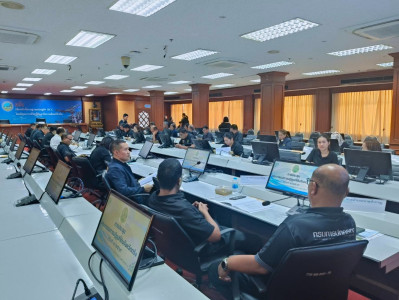 เข้าร่วมการประชุมคณะกรรมการ ปฏิรูปที่ดินจังหวัดตรัง ... พารามิเตอร์รูปภาพ 1