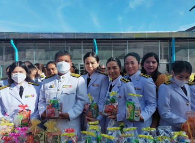 พิธีสวดพระพุทธมนต์ ทำบุญตักบาตร ถวายพระราชกุศล ... พารามิเตอร์รูปภาพ 1